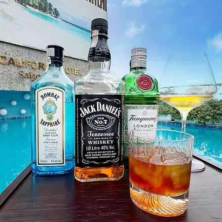 California Saigon Hotel & Rooftop Pool Cidade de Ho Chi Minh Exterior foto