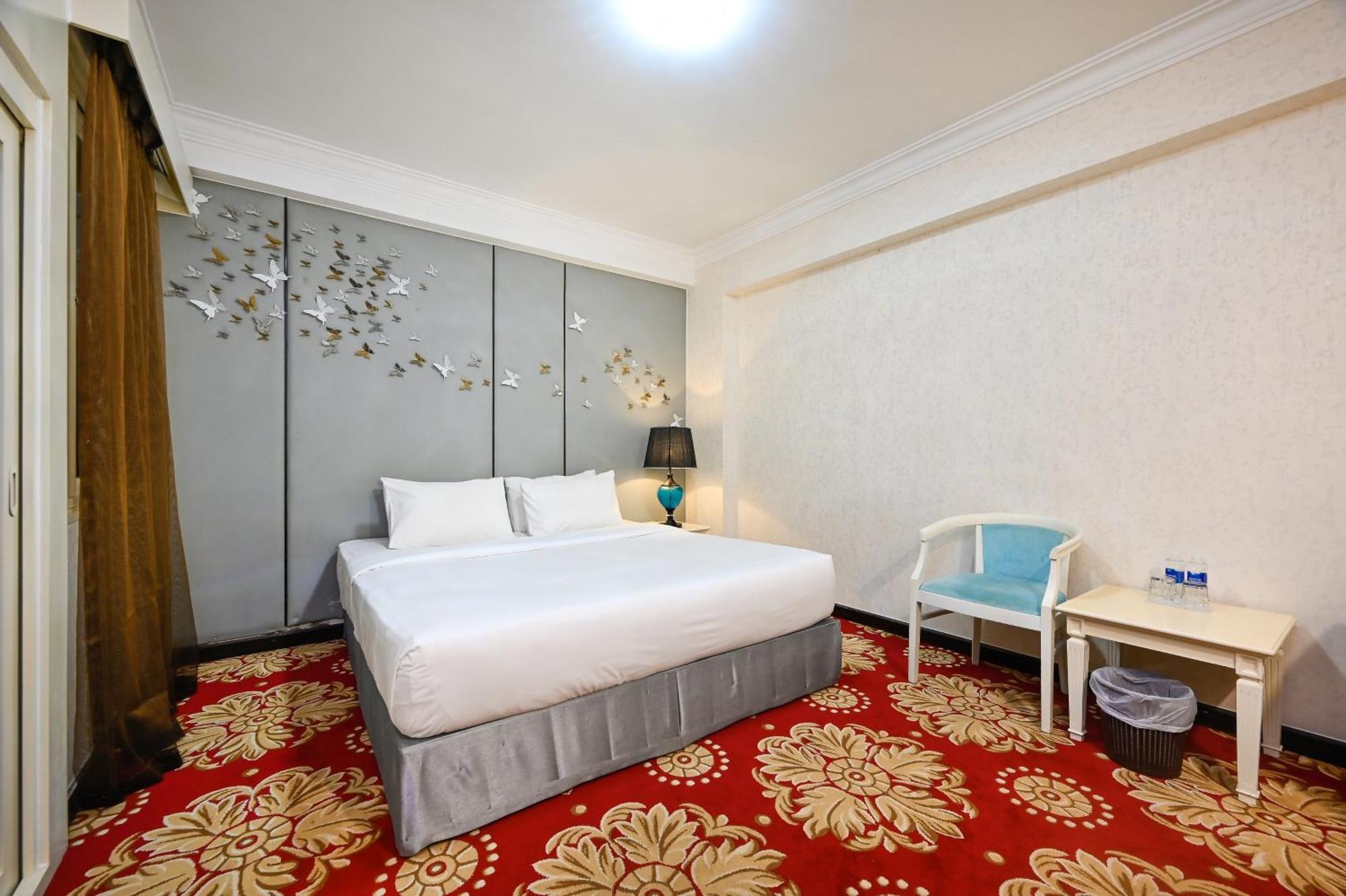 California Saigon Hotel & Rooftop Pool Cidade de Ho Chi Minh Quarto foto