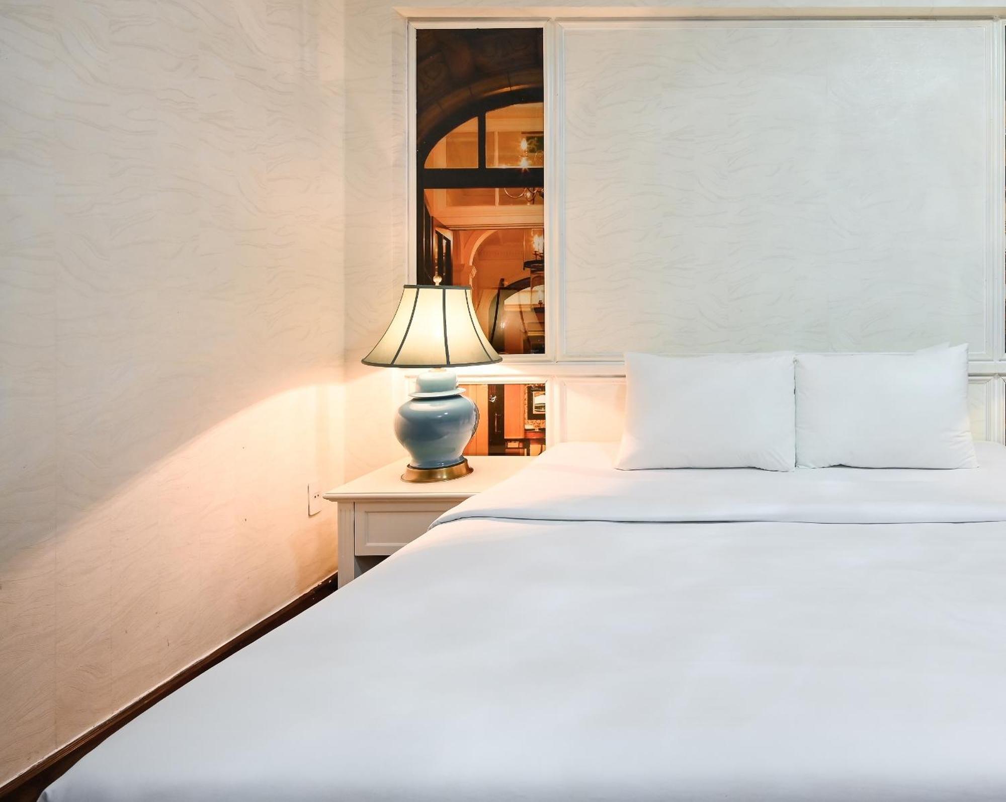 California Saigon Hotel & Rooftop Pool Cidade de Ho Chi Minh Quarto foto