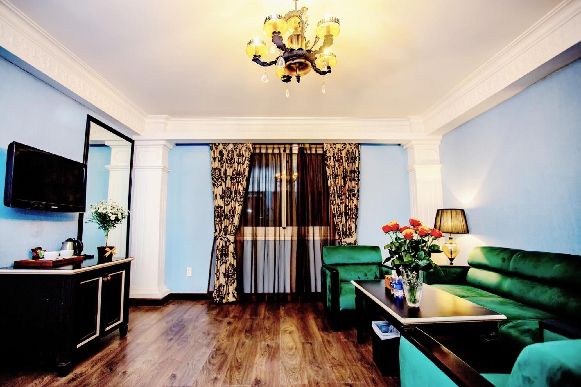 California Saigon Hotel & Rooftop Pool Cidade de Ho Chi Minh Quarto foto